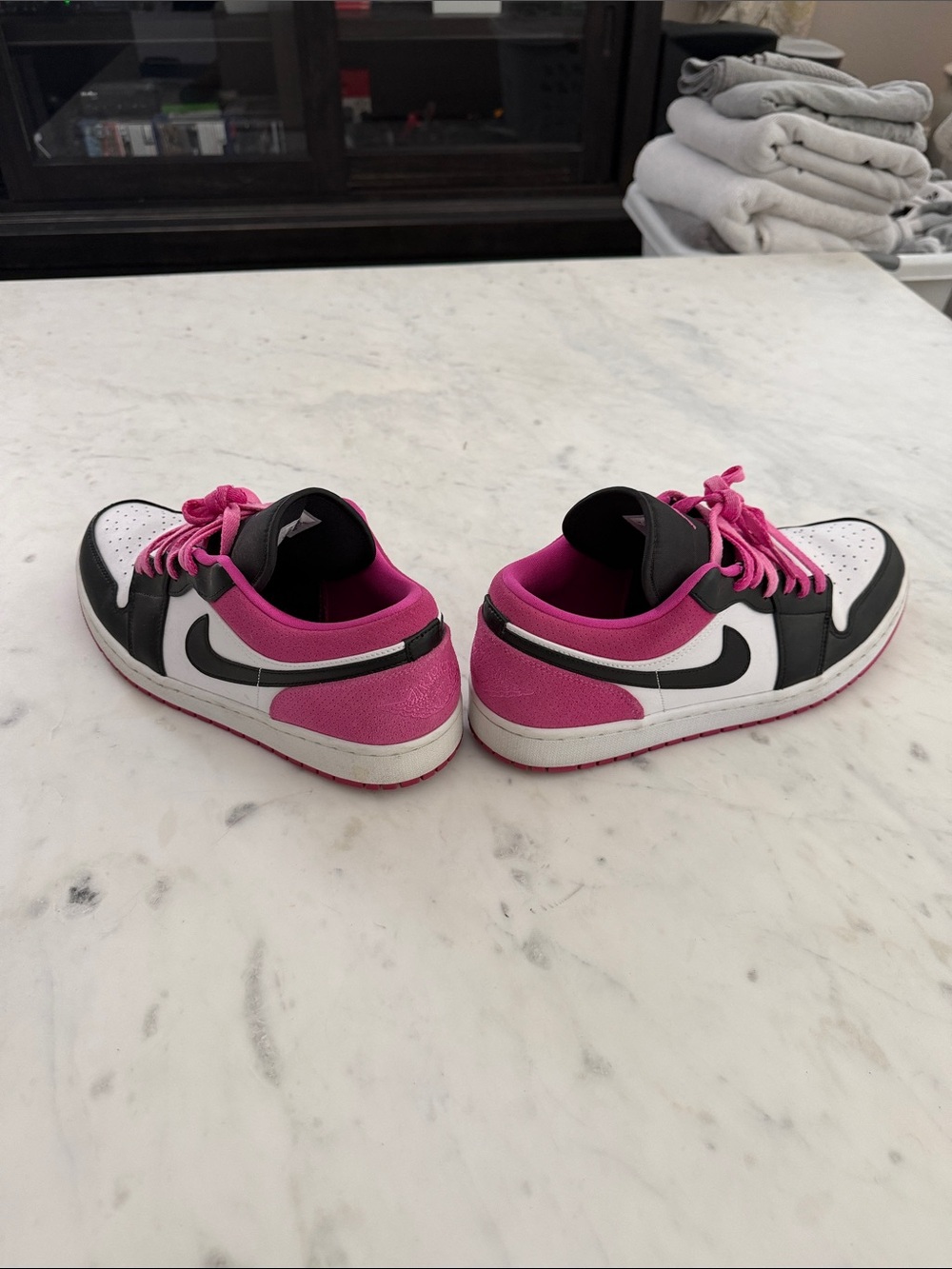Jordan 1 Low-Top Sneakers in Black, White & Pink size 11 , no box, no inserts - Picture 8 of 9